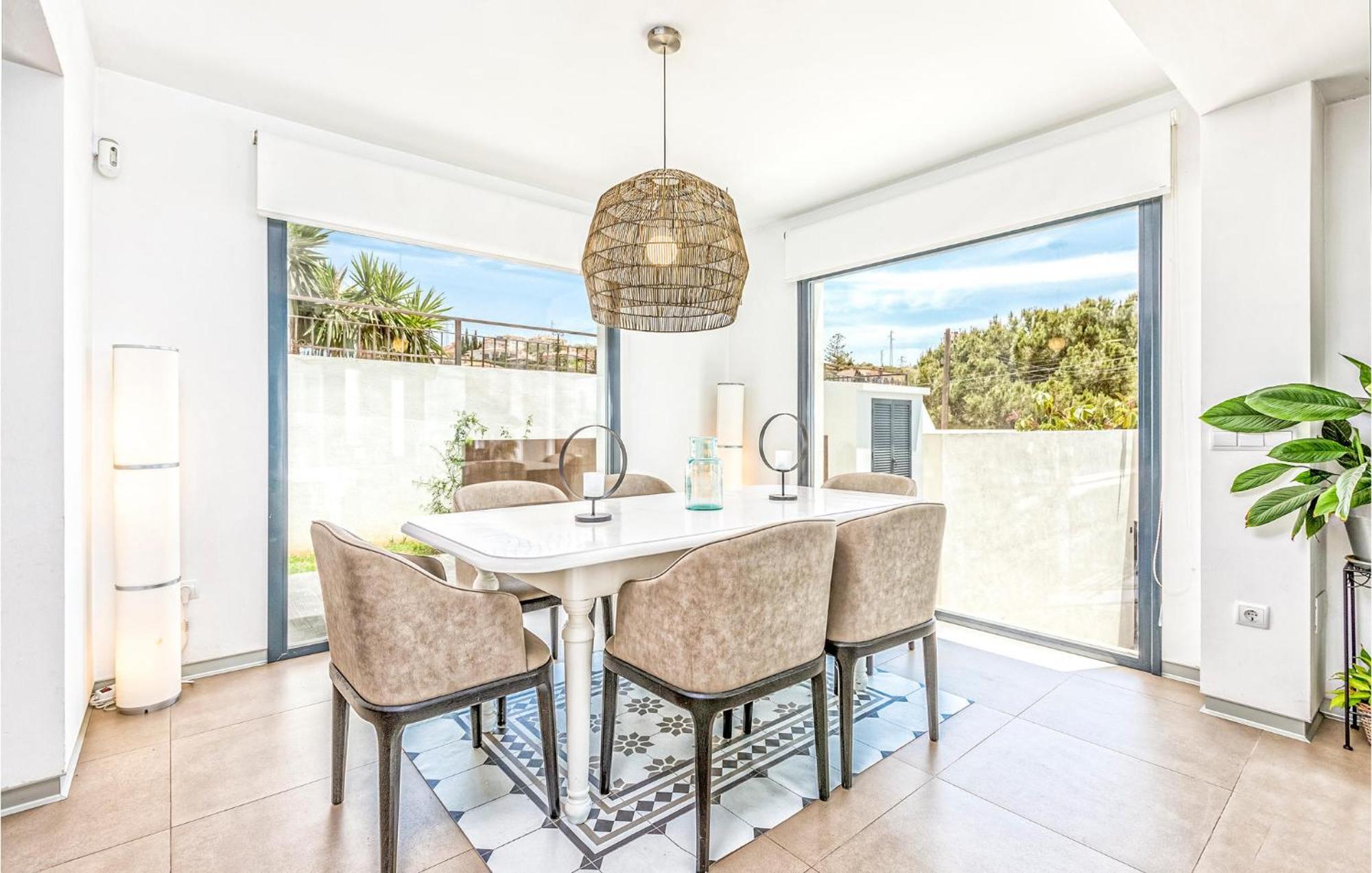 Awesome Home In Cala Del Moral With Kitchen La Cala Del Moral Luaran gambar